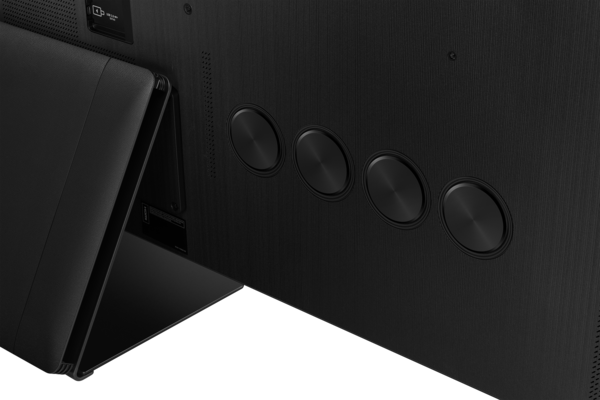 Qn900c 005 speaker detail titan black